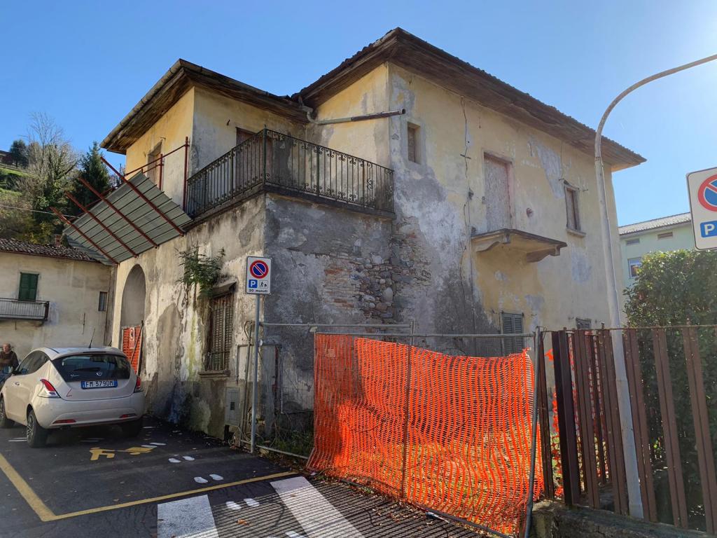 San Giovanni Bianco complesso monastico porzione all'asta