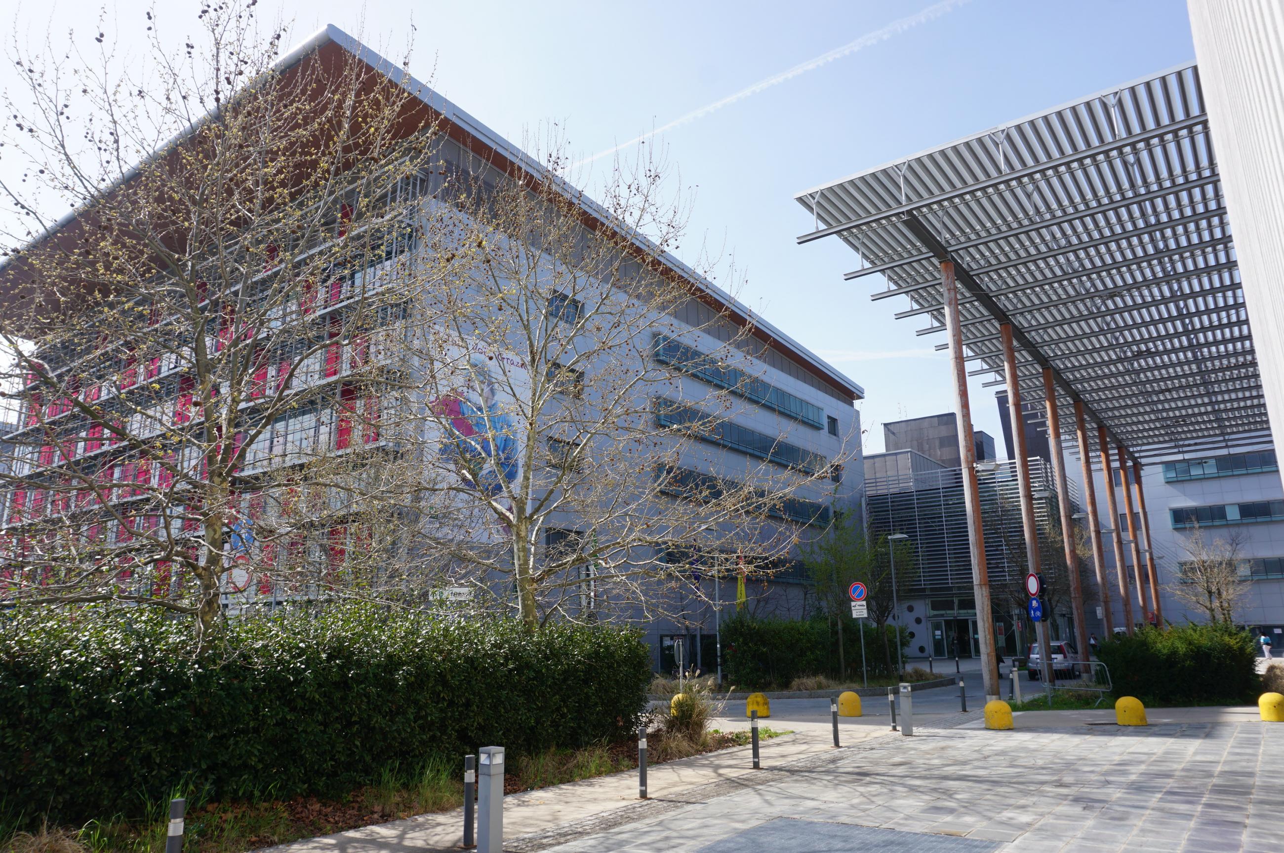 Esterni Ospedale Papa Giovanni XXIII